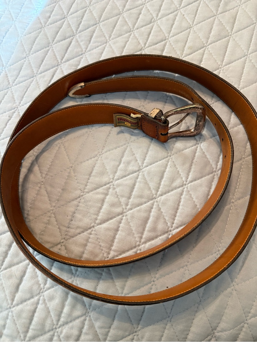 Trafalgar Tan Leather Men’s Belt with Embossed Size - Picture 3 of 4